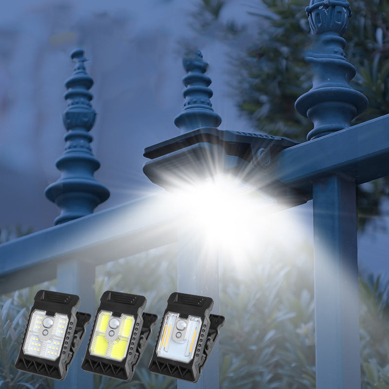 💡 Venkovní solární lampa s klipem a pohybovým senzorem 🔥Kupte 2 a získejte 1 zdarma