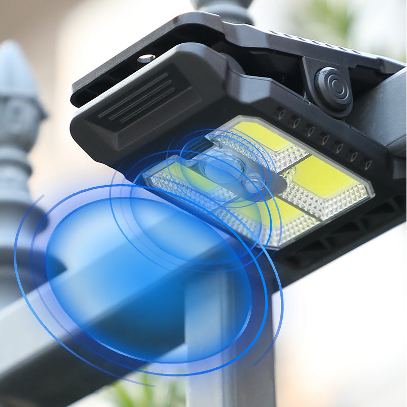💡 Venkovní solární lampa s klipem a pohybovým senzorem 🔥Kupte 2 a získejte 1 zdarma
