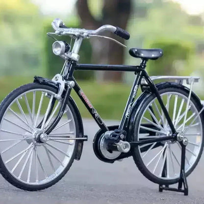 ✨2025 🚴Přejeme vám krásný víkend! Vytvořte si s rodinou veselé modely jízdních kol.